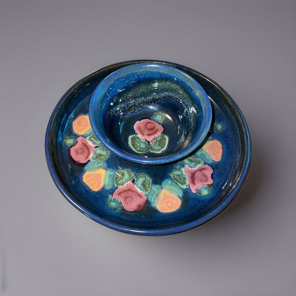 Susan DeMay Floral Blue Pottery Two Piece Chip And Dip Set Signed - Picture 2 of 12